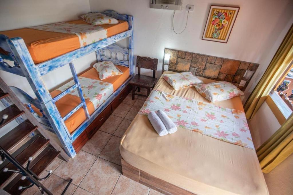 Pousada Casa Do Rio Hostel - 8 Min Do Centro Historico - Passeio De Barco Com Saida Da Pousada -Pago A Parte- Perto Das Praias E Beira Rio Araquari Eksteriør billede